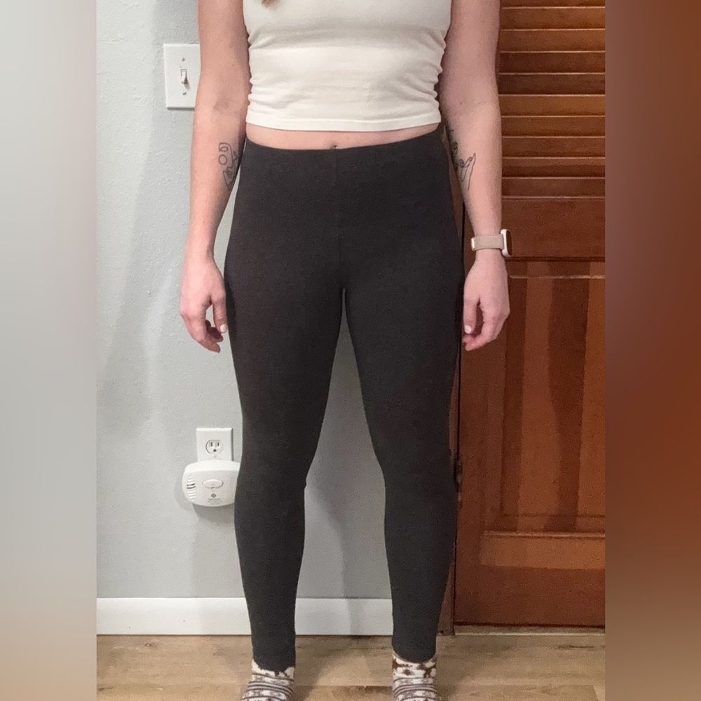 Gray High-Waisted Leggings